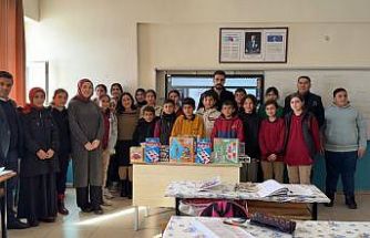 Sınırdaki öğrencilere "akıl ve zeka oyunları" desteği