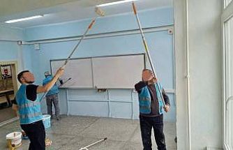 Sinop’ta yükümlülerden okullara bakım ve onarım desteği