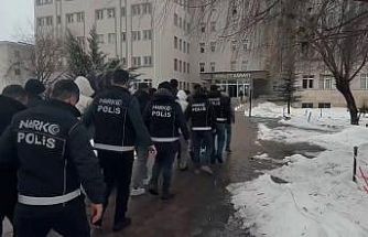 Sivas’ta zehir tacirlerine operasyon: 7 kişi tutuklandı