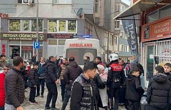 Tartıştığı komşusunu bıçakla yaraladı