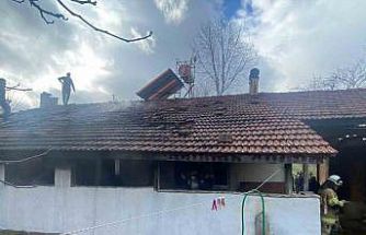 Tek yaşayan adamın evi küle döndü