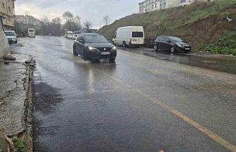 Tekirdağ’da sağanak yağış etkili oluyor