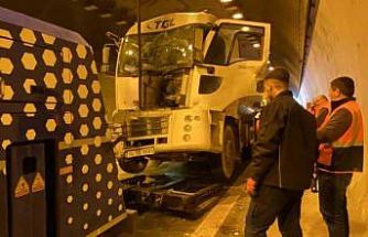 TEM’deki zincirleme kaza trafiği durma noktasına getirdi