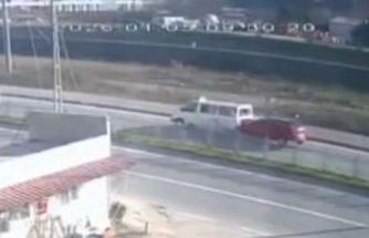 Trabzon’da yolcu indiren dolmuşa arkadan gelen otomobil çarptı: 3 yaralı