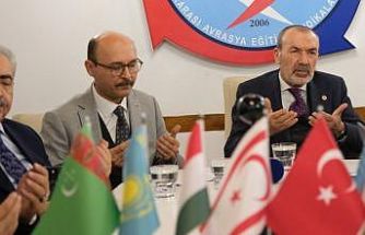 Türk Eğitim-Sen’den 250 Türkmen gencine akademik Türkçe eğitimi