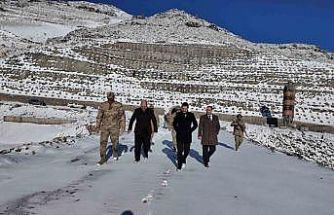 Tuzluca Kaymakamı Yılmaz, Ünlendi Barajı inşaatına incelemelerde bulundu