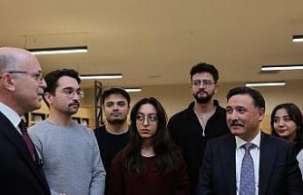 Vali Çiçek, Şehir Hastanesi’ne açılacak Hal Kütüphanesini inceledi