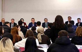 Vali Sözer Gölpazarı MYO’da öğrencilerle bir araya geldi