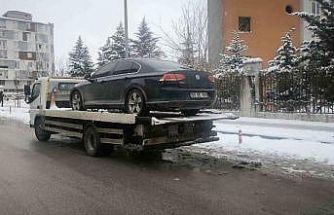 Van’da DEM Partili belediye başkanının resmi aracına haciz