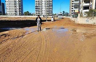 Vatandaşın çamur ve toz isyanı