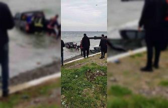 Yalova’da kontrolden çıkan pikap denize uçtu: 1 yaralı
