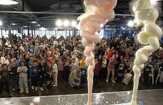 Yarıyıl tatilinde Bilim Merkezi’nde eğlence dorukta