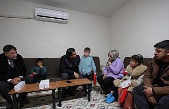 Yılmaz’dan evi yanan Kömek ailesine anlamlı ziyaret