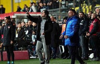 Ziraat Türkiye Kupası: İstanbulspor: 1 - Trabzonspor: 1 (İlk yarı)