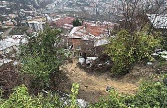 Zonguldak’ta heyelan sebebiyle su ve elektrik hattı zarar gördü