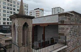 4 asırlık camide ilk teravih heyecanı