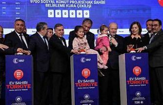 Adana’da ’Yüzyılın Konut Projesi’nin kuraları çekildi