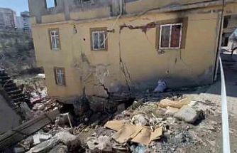 Adıyaman’da heyelan nedeniyle iki ev hasar gördü