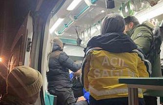 Ağrı’da üzerine çığ düşen araçtaki 4 personel kurtarıldı