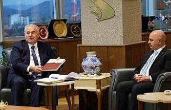 Akarca, Rektör Sözbir ile bir araya geldi