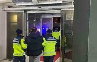 Akhisar gişelerinde narkotik operasyonu