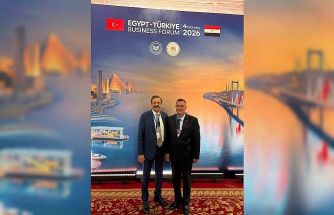 Akıncı, Kahire’de Türkiye-Mısır İş Forumu’na katıldı