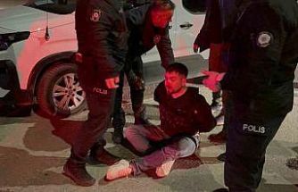 Aksaray’da hasarlı kaza sonrası ortalık karıştı: 5 gözaltı