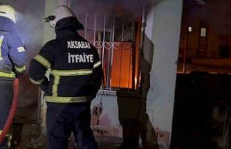 Aksaray’da müstakil ev alev alev yandı