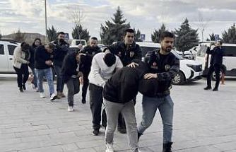 Aksaray’da uyuşturucu operasyonu: 8 gözaltı