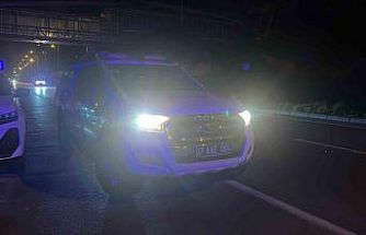 Alanya’da kayalıklardan düşen şahsı, itfaiye ve AFAD ekibi kurtardı