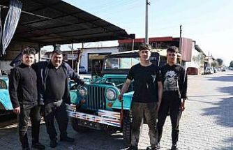 Ali Usta’nın elinde metal yığınları nostaljik bir araca dönüşüyor