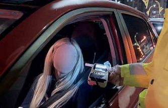 Alkollü kadın sürücünün ehliyetine el konuldu