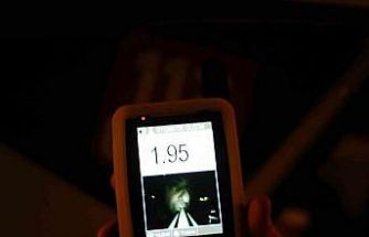 Alkollü sürücü yolda uyuya kaldı, uyanınca polise ecel teri döktürdü