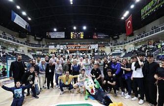 Anadolu Efes galibiyeti Merkezefendi’de yüzleri güldürdü