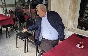 Azmetti, 40 yıl içtiği sigarayı 1 haftada bıraktı