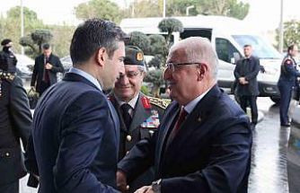 Bakan Güler, merhum Özdemir Bayraktar anısına hazırlanan belgeseli izledi