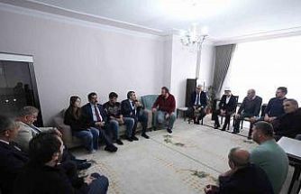 Bakan Tekin’den taziye ziyareti