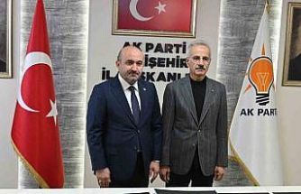 Bakan Uraloğlu, AK Parti Eskişehir Teşkilatı ile buluştu