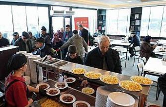 Balıkesir’de Kent Lokantası’na vatandaştan yoğun ilgi