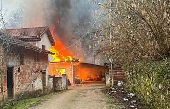 Bartın’da yanan ev kullanılamaz hale geldi