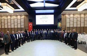 Başkan Doğan muhtarlarla iftarda bir araya geldi