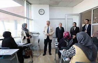 Başkan Palancıoğlu, sosyal tesislerde kursiyerlerle buluştu