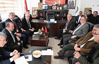 Başkan Şükrü Başdeğirmen Aksu’da muhtarların taleplerini dinledi