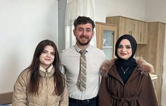 Bayburt Devlet Hastanesinde aşırı el terlemesine cerrahi müdahale