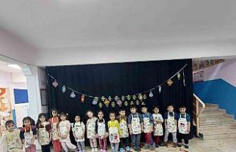 Bayındır’da minik eller ’ramazan pidesi’ yaptı