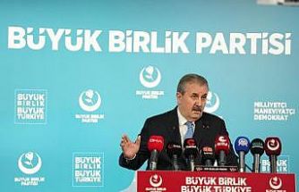BBP Genel Başkanı Destici: "Ne yapmış Akın Gürlek, bahisçilerin üstüne gitmiş. Millet olarak teşekkür etmemiz lazım"
