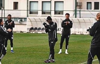 Beşiktaş’ta Junior Olaitan ilk idmanına çıktı