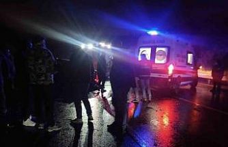 Beykoz’da iki araç kafa kafaya çarpıştı: 1 ölü, 5 yaralı