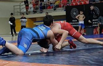 Bilecik’te Küçükler Serbest Stil Güreş İl Seçmesi tamamlandı