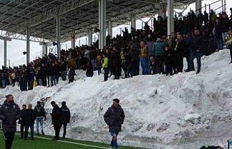 Bitlis Spor 1916 evinde puan kaybetti